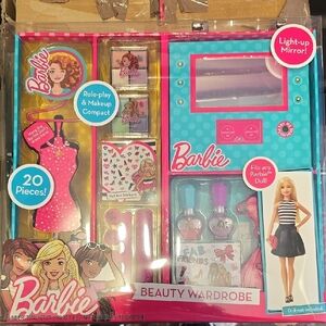 Barbie Beauty Wardrobe Playset with Pink and Blue Accents